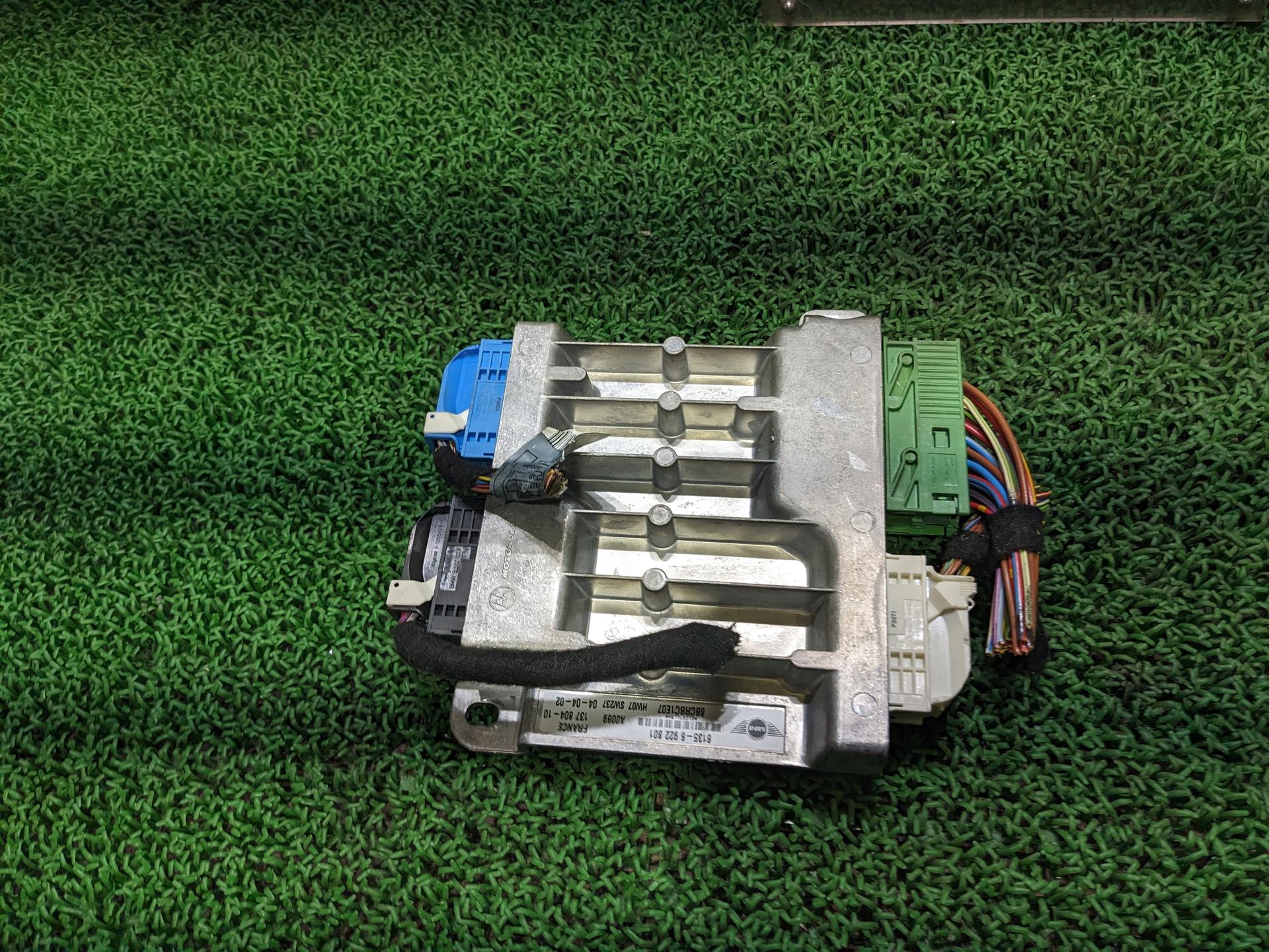 ミニ BCMコンピューター クーパーS GH-RE16 RE16 2002 R53