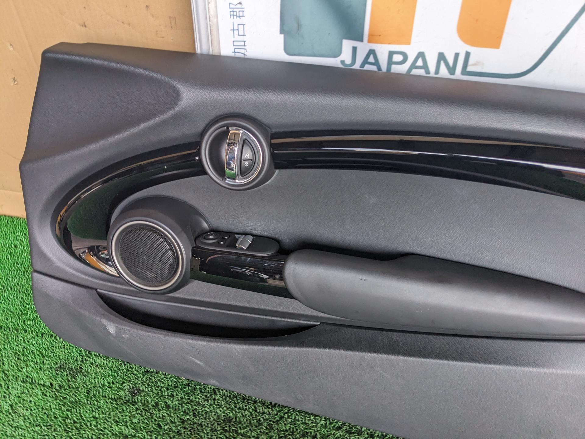 ミニ フロントドアトリム 右 クーパーS DBA-XM20 XM20 カブリオレ / F57 2014 F56