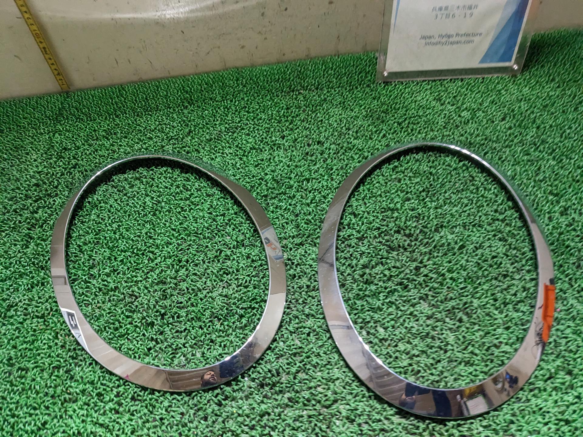 ミニ ヘッドライトトリム 左右 クーパーS DBA-XM20 XM20 F55 2014 F56
