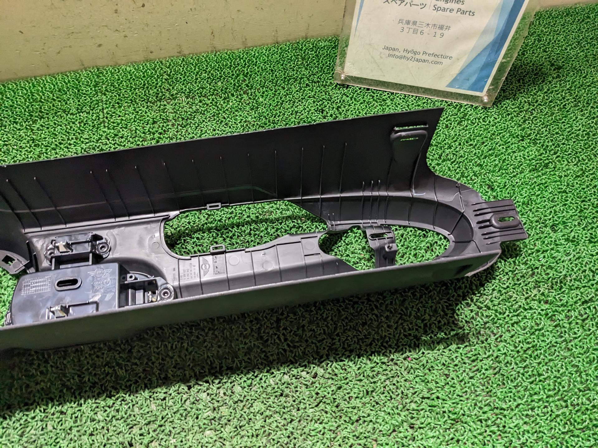 ミニ センターコンソール クーパーS DBA-XM20 XM20 2014 F56