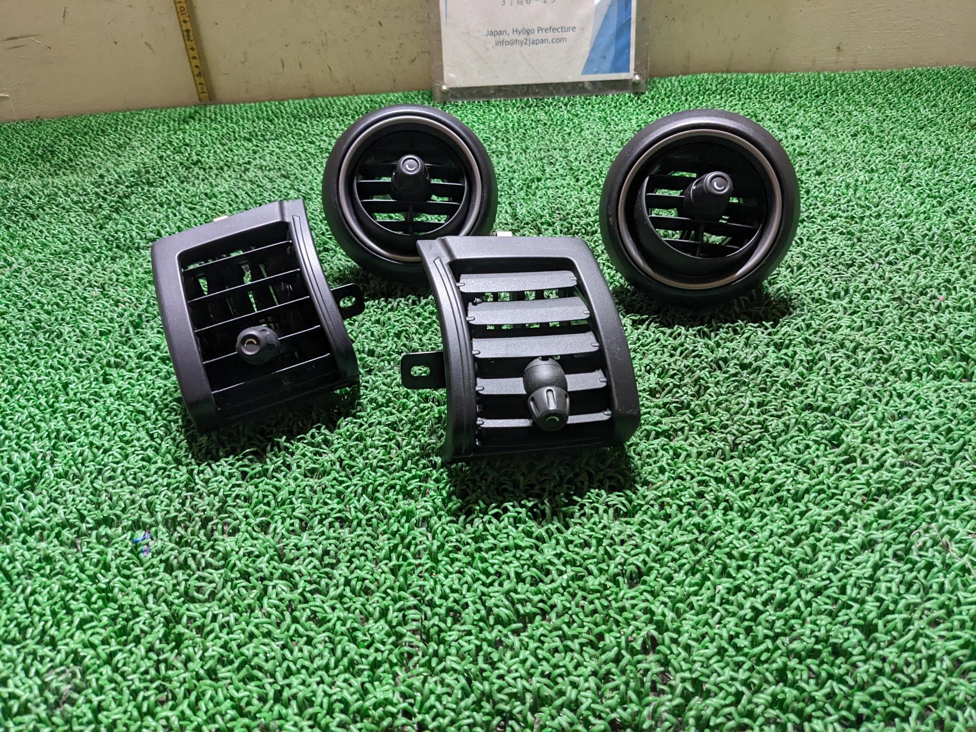 ミニ ダッシュボードエアコン吹き出し口 クーパーS DBA-XM20 XM20 2014 F56