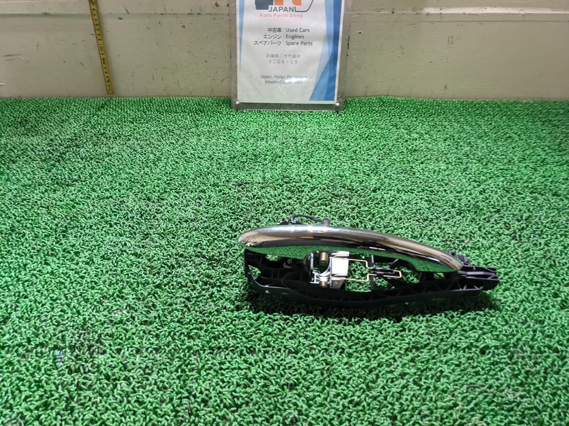 ミニ フロントドアアウターハンドル 左 クーパーS DBA-XM20 XM20 F56 LCI ミニ/ F55 ミニ カブリオレ / F57 2014 F56