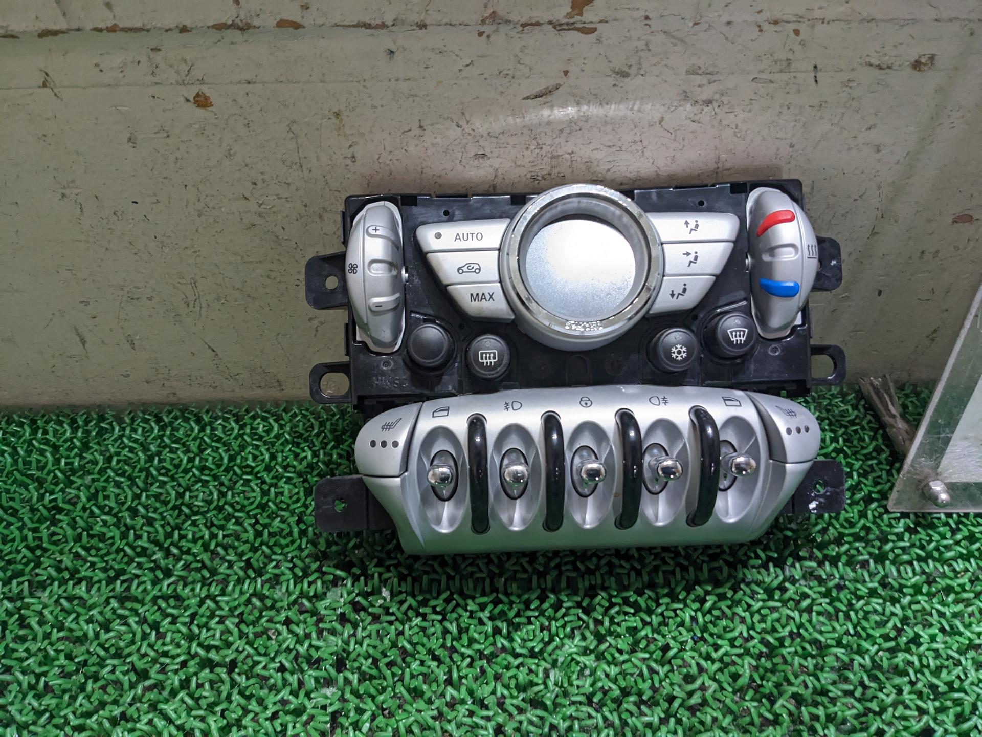 ミニ エアコンスイッチ クーパーS ABA-MM16 MM16 2009 クラブマン R55
