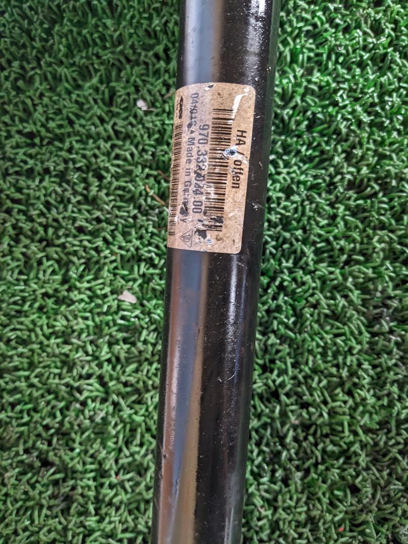 ポルシェ リアナックルハブ 右 ドライブシャフト付 パナメーラ 4S ABA-970M48A 970M48A 2010 970