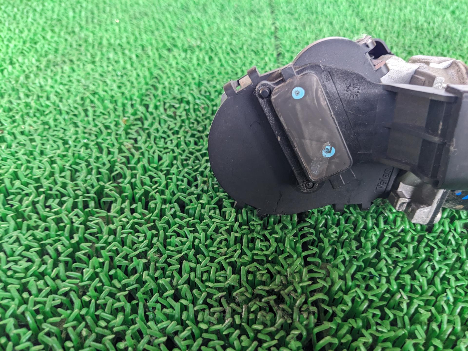 ミニ フロントワイパーモーター R56 LCI クーパーS DBA-SV16 SV16 2012