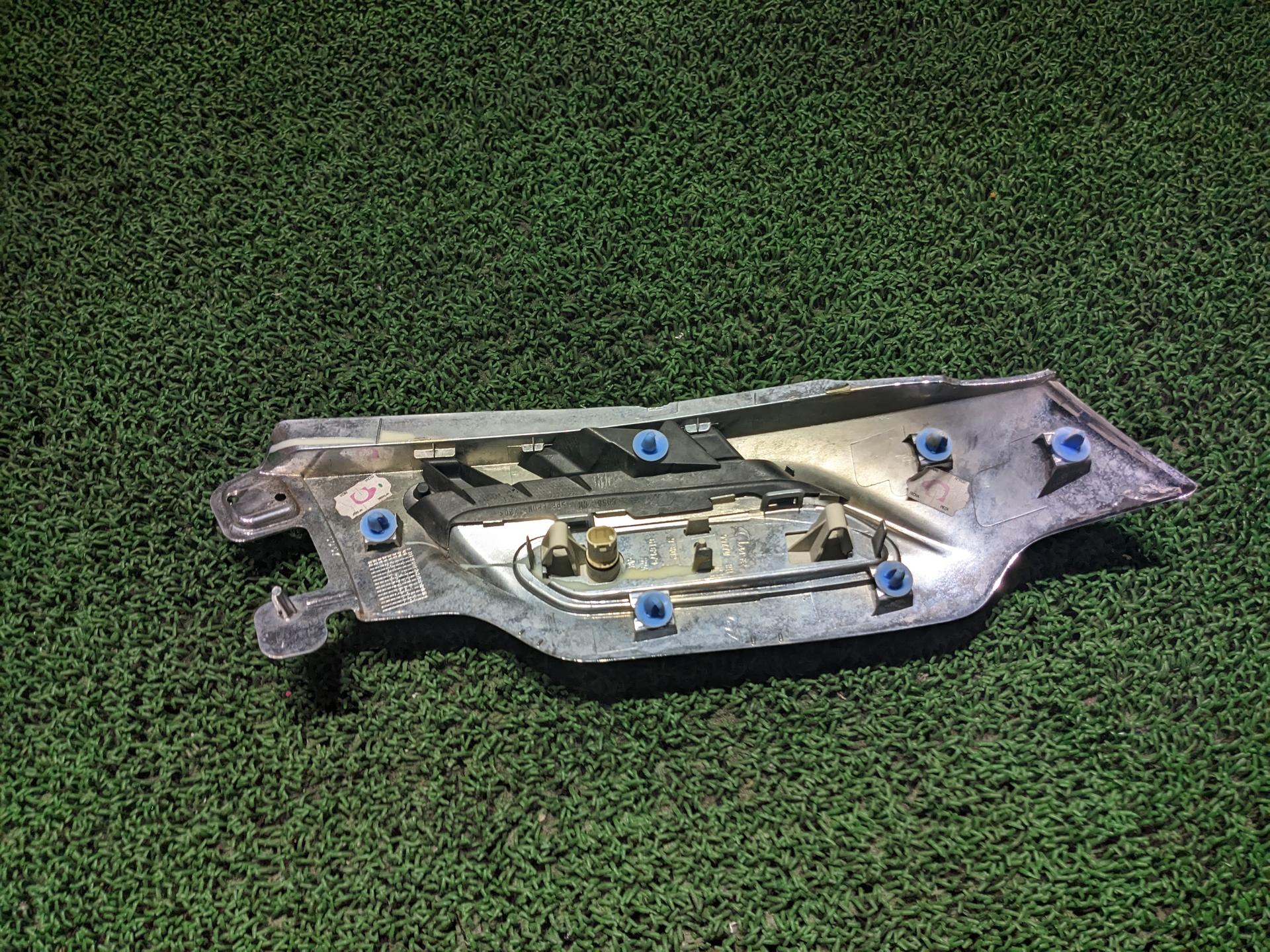 ミニ フロントフェンダーブリンカー 右 ワン DBA-ZA16 ZA16 ペースマン / R61 2013 R60 クロスオーバー