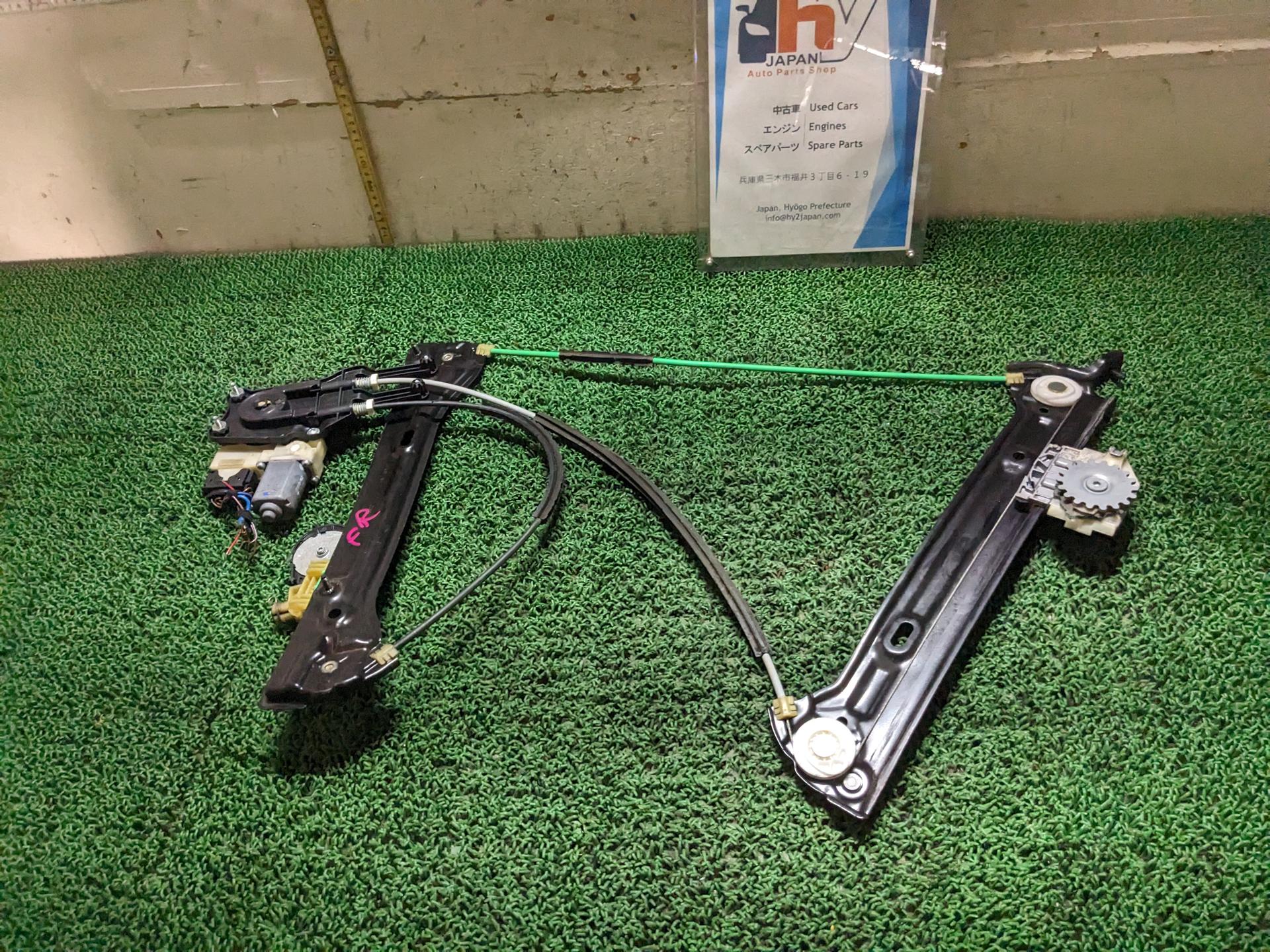 ミニ フロントウィンドウレギュレータモーター 右 クーパーS DBA-XM20 XM20 F55 2014 F56