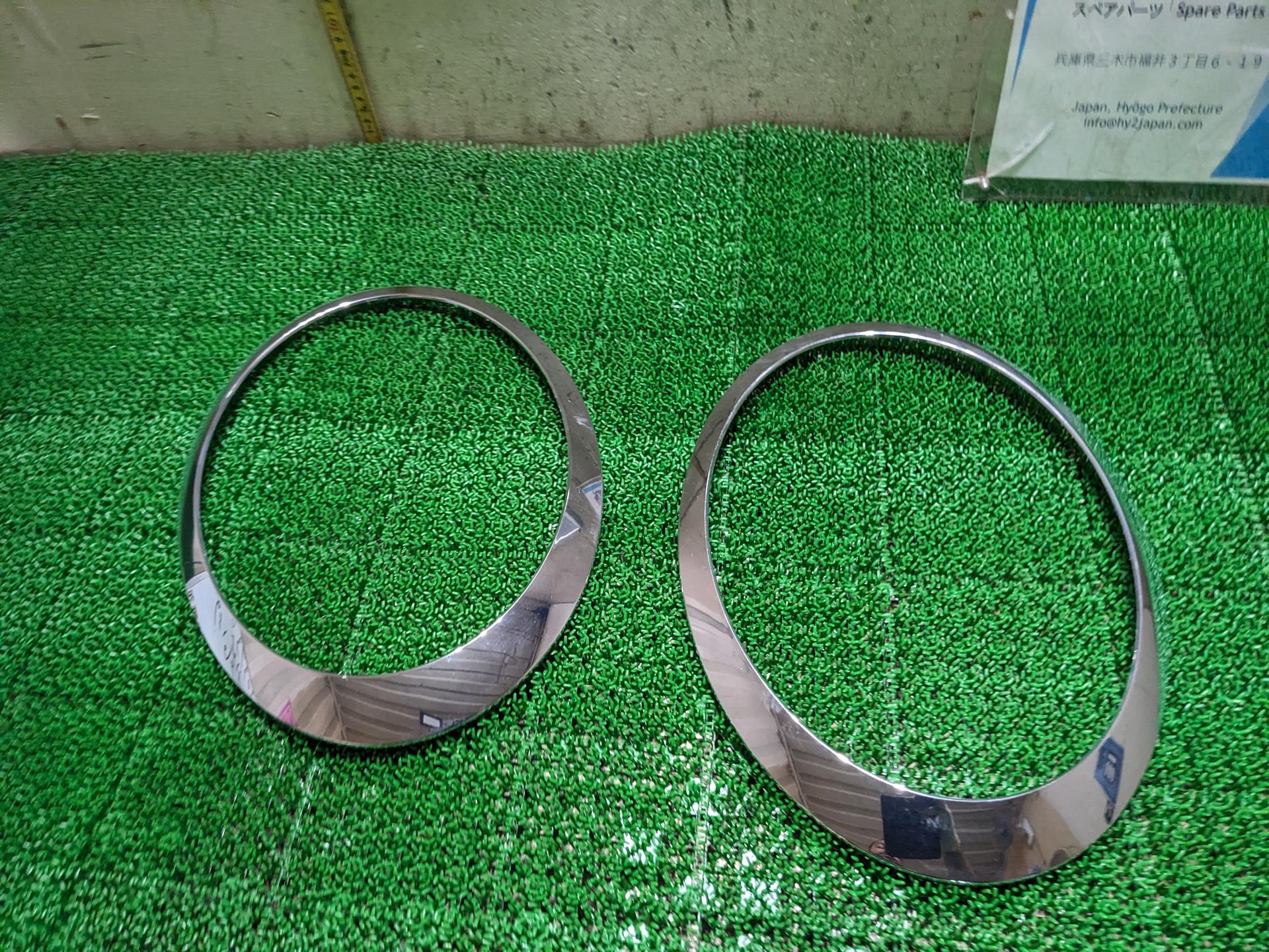 ミニ ヘッドライトトリム 左右 クーパーS DBA-ZG16 ZG16 R55 ミニ/ R56、R56 LCI 2012 クラブマン R55 LCI