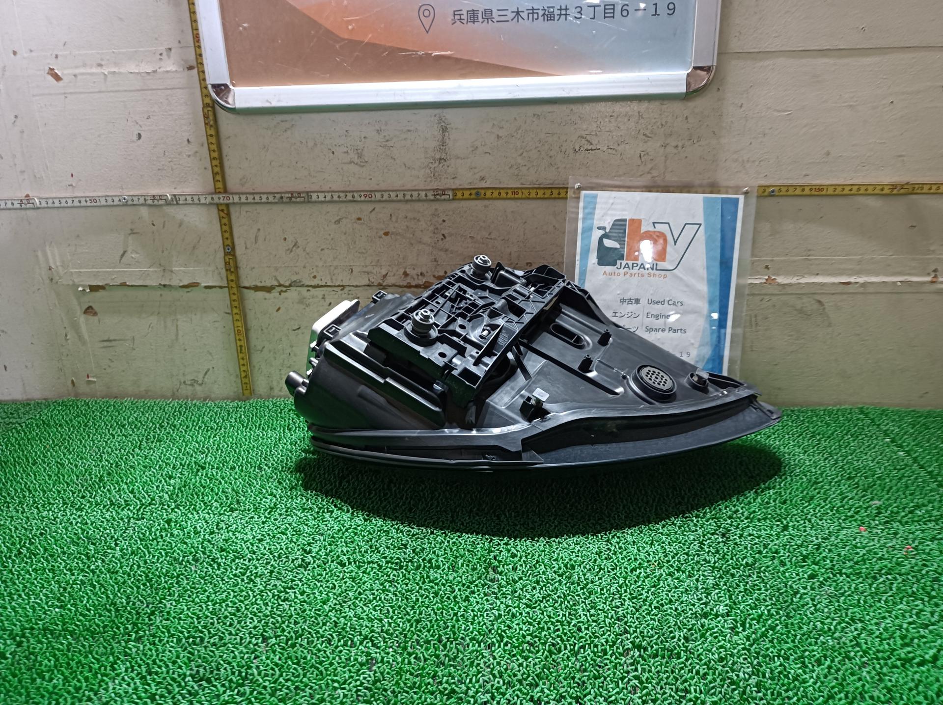 ポルシェ ヘッドランプ ヘッドライト 左 パナメーラ ABA-970CWA 970CWA 2015 970