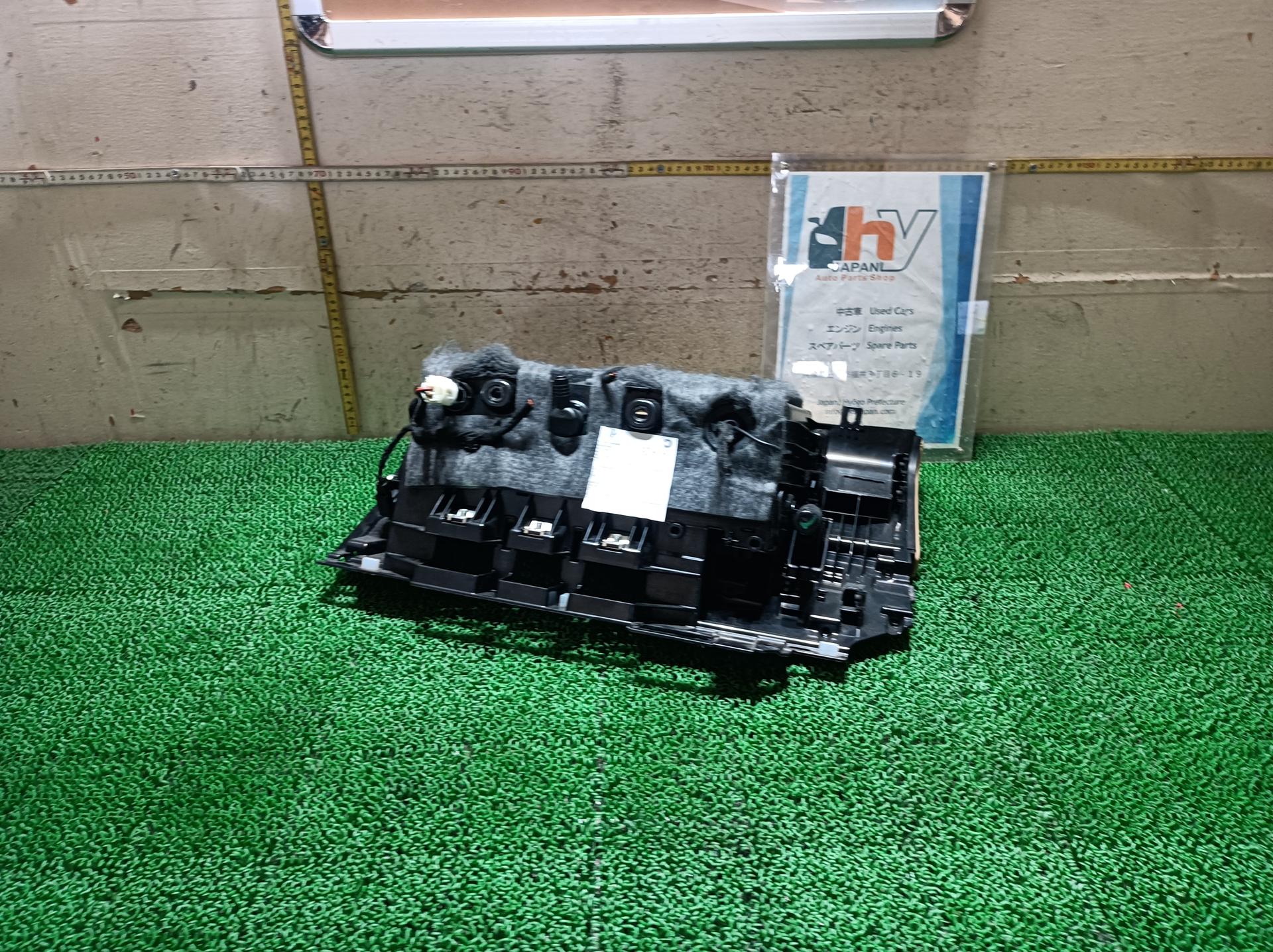 ポルシェ グローブボックス パナメーラ ABA-970CWA 970CWA 2015 970