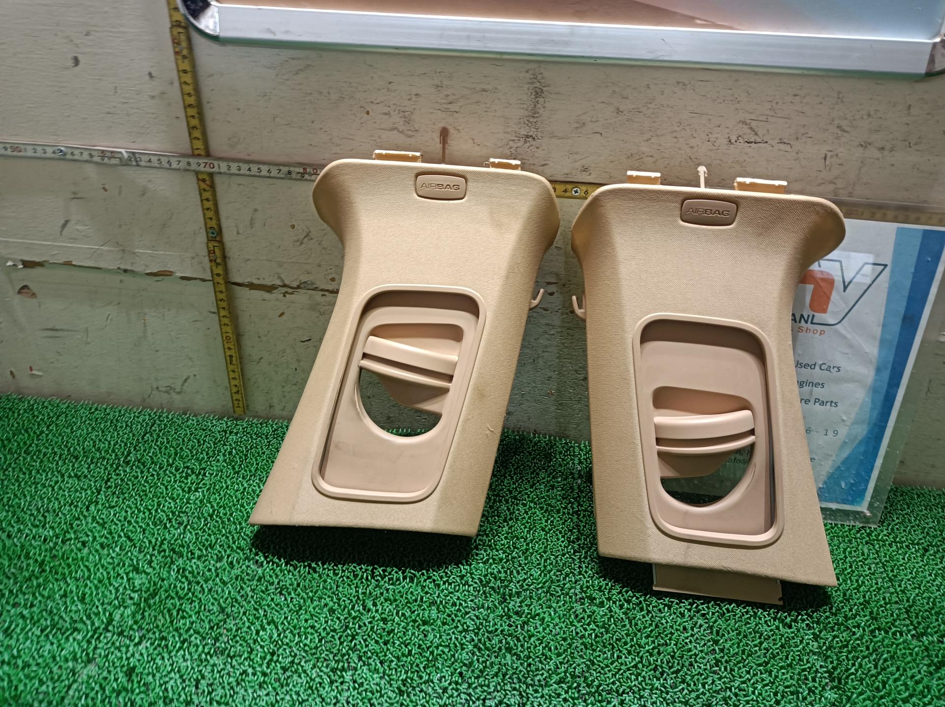 ポルシェ アッパーセンターピラーガーニッシュカバー 左右 パナメーラ ABA-970CWA 970CWA 2015 970