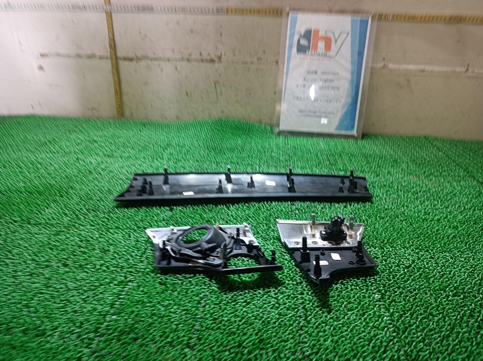 ポルシェ ダッシュボードトリム パナメーラ ABA-970CWA 970CWA 2015 970