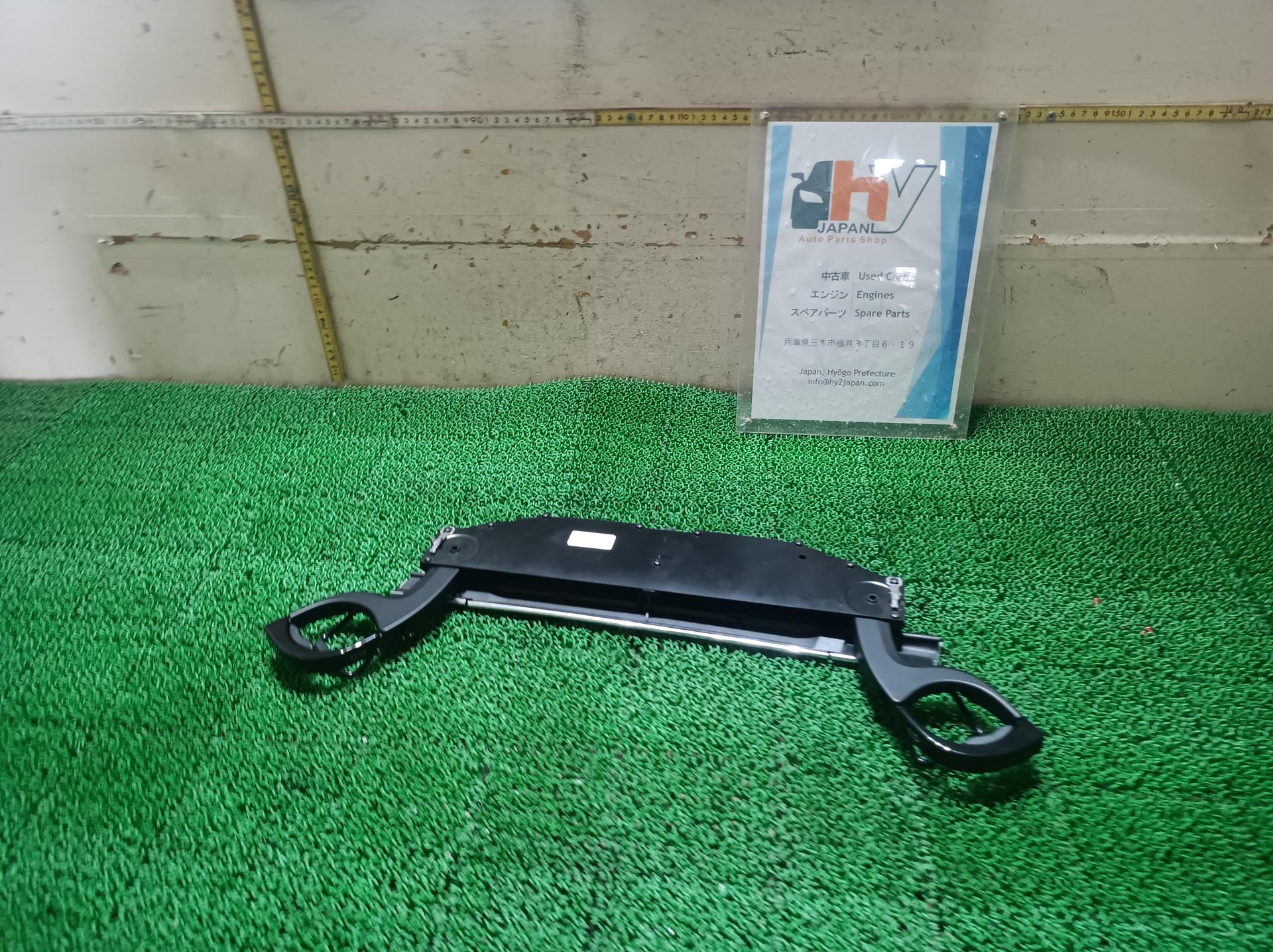 ポルシェ カップホルダー 左右 パナメーラ ABA-970CWA 970CWA 2015 970