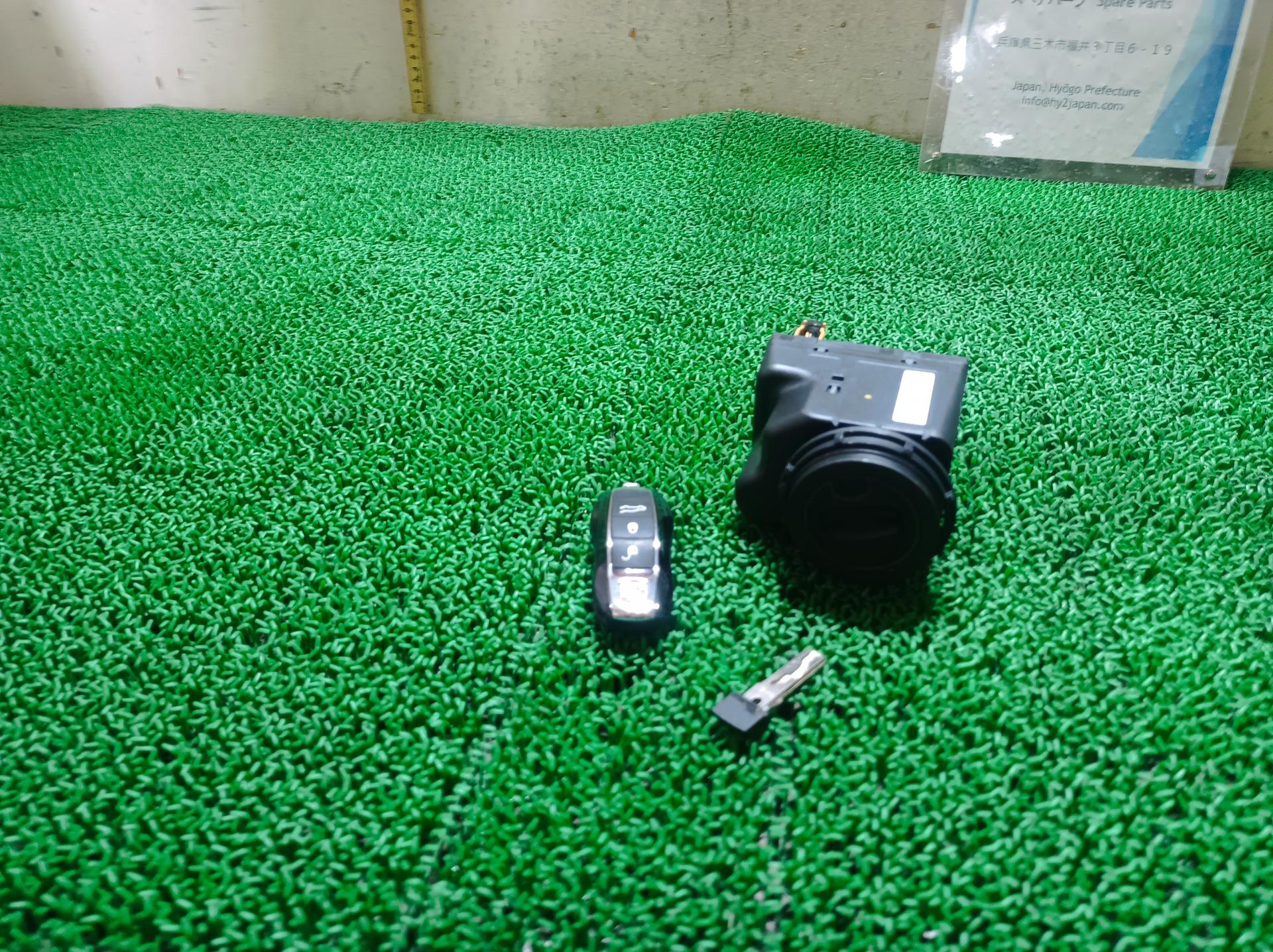 ポルシェ イグニッションスイッチイモビライザー パナメーラ ABA-970CWA 970CWA 2015 970
