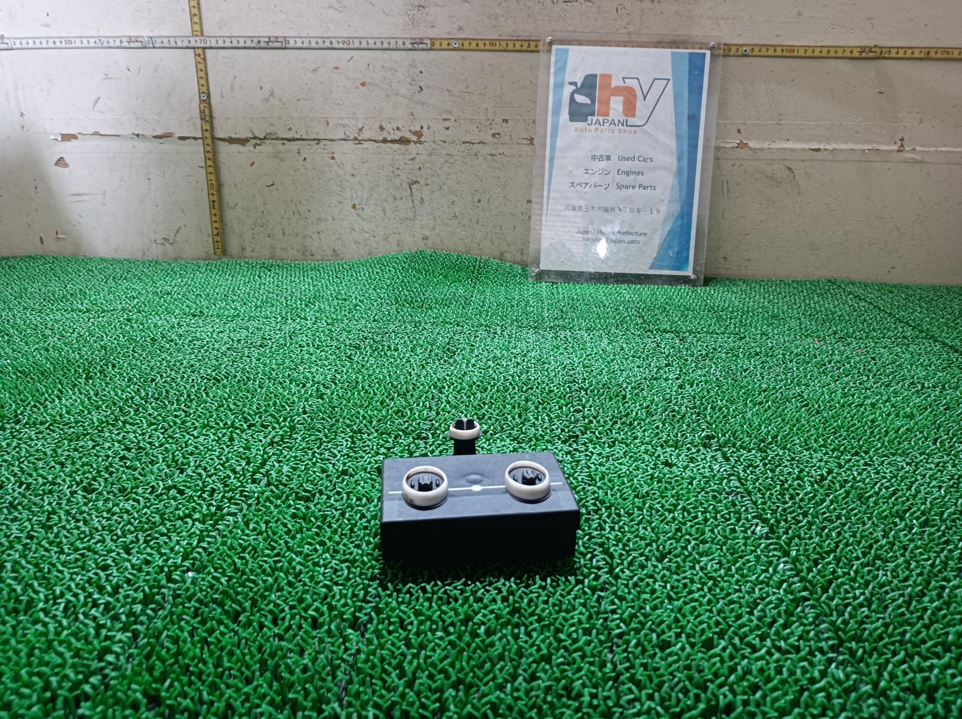 ポルシェ リアドアコントロールモジュール 右 パナメーラ ABA-970CWA 970CWA 2015 970